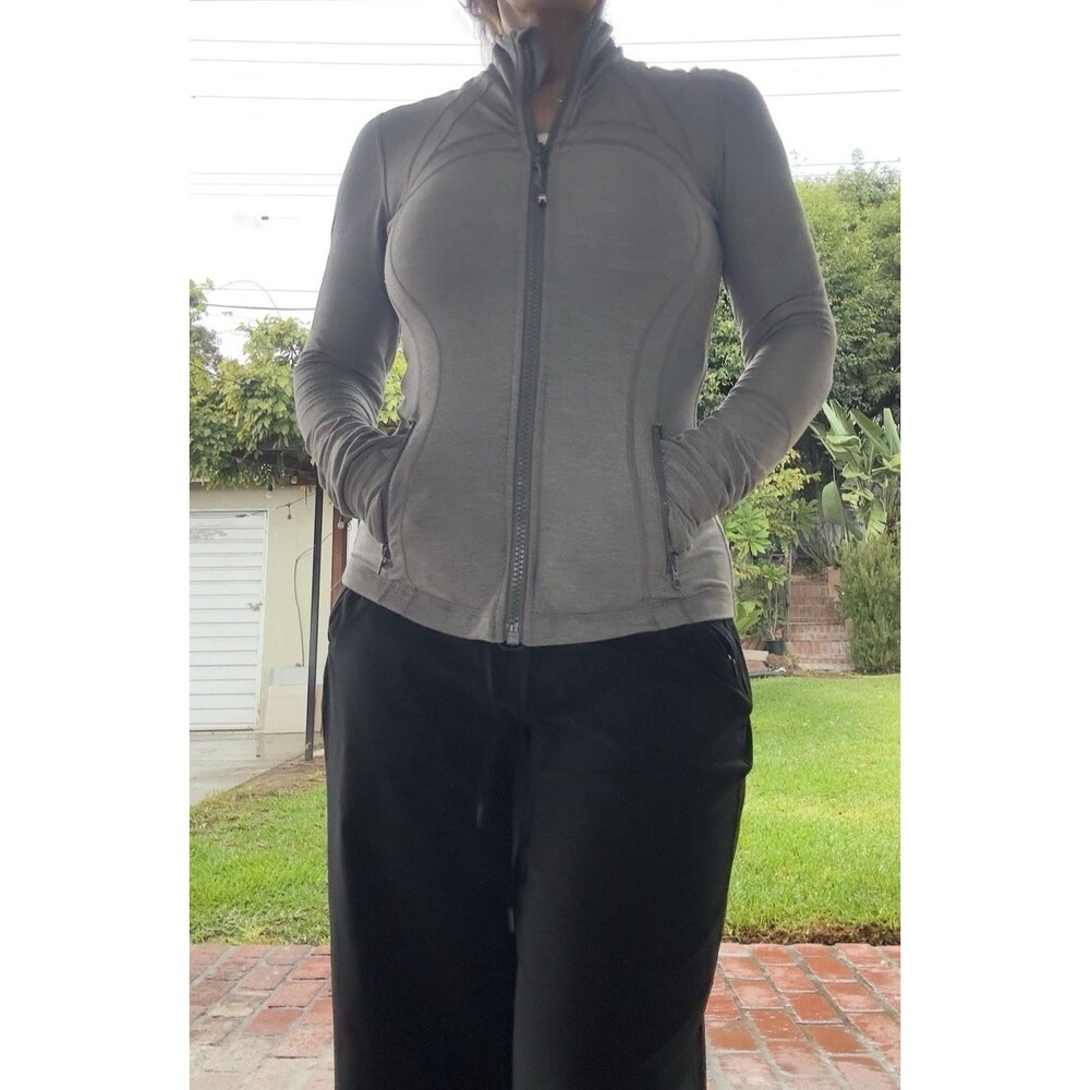 Lululemon Define Jacket Grey White Space Dye Heathered Full Zip Size 6 Euc